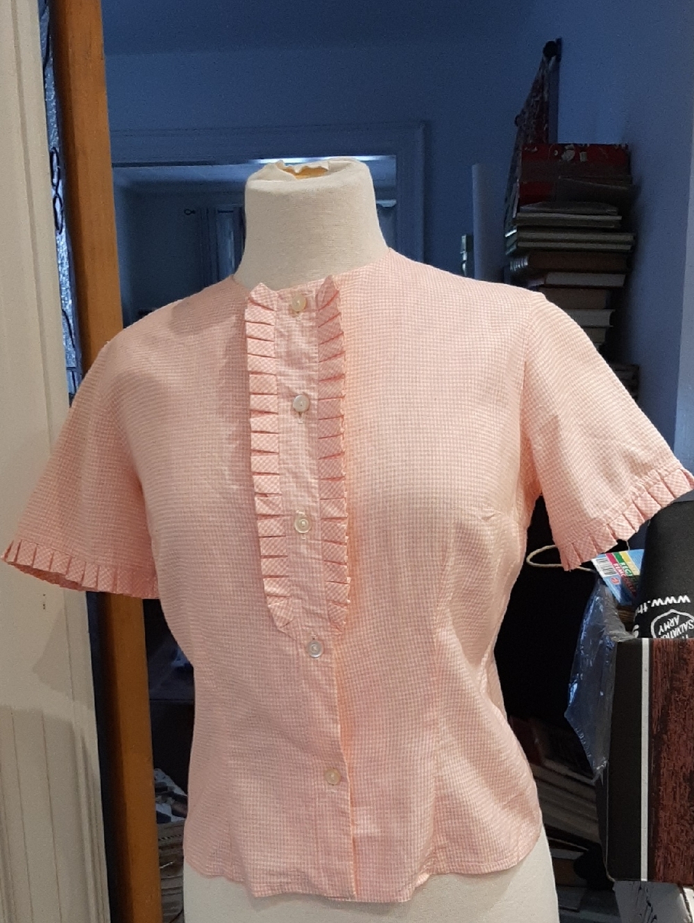 Vintage 50s 60s Pink Gingham Cotton Blouse Pleated Sleeve And Bib Small